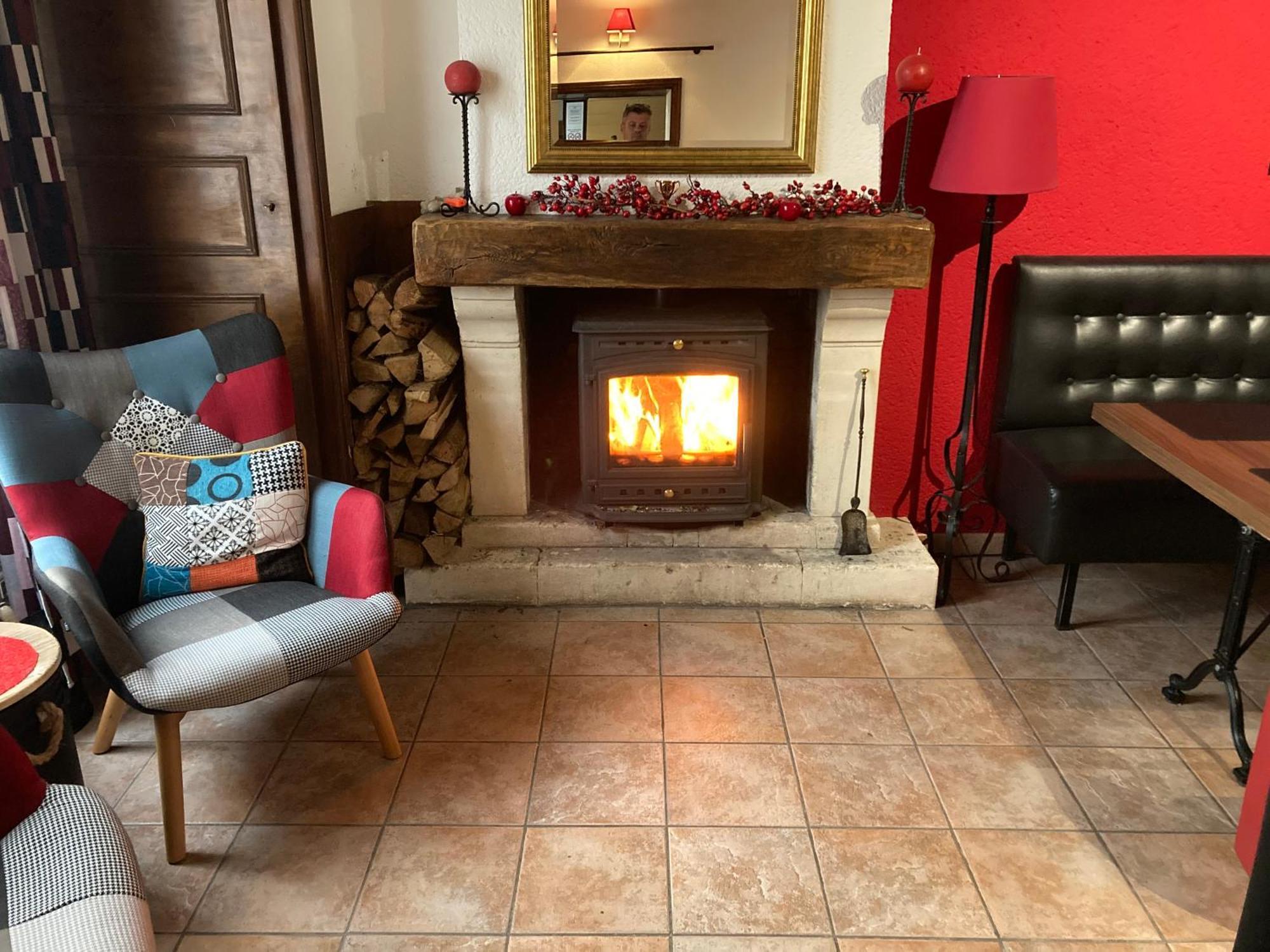 Logis Auberge De Launay Limeray Esterno foto